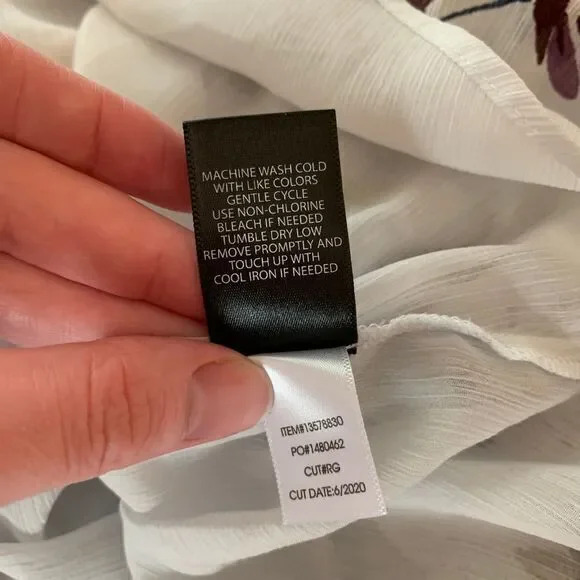 Torrid Women's Floral Print Crinkled Chiffon Cold Shoulder Blouse‎ White Size 1X - Picture 6 of 8